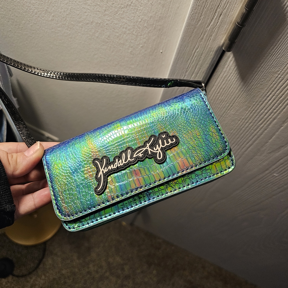Small Kendall & Kylie Iridescent Blue Clutch - Picture 3 of 8